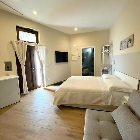 Bed & Breakfast Citta Dei Fiori *