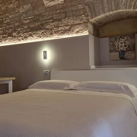 Citta Dei Fiori فندق مبيت وإفطار تيرليتسي